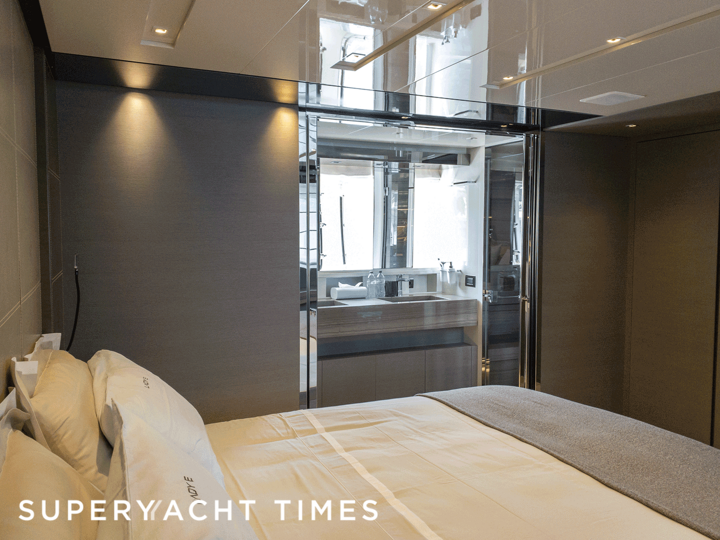 Lady E yacht stateroom