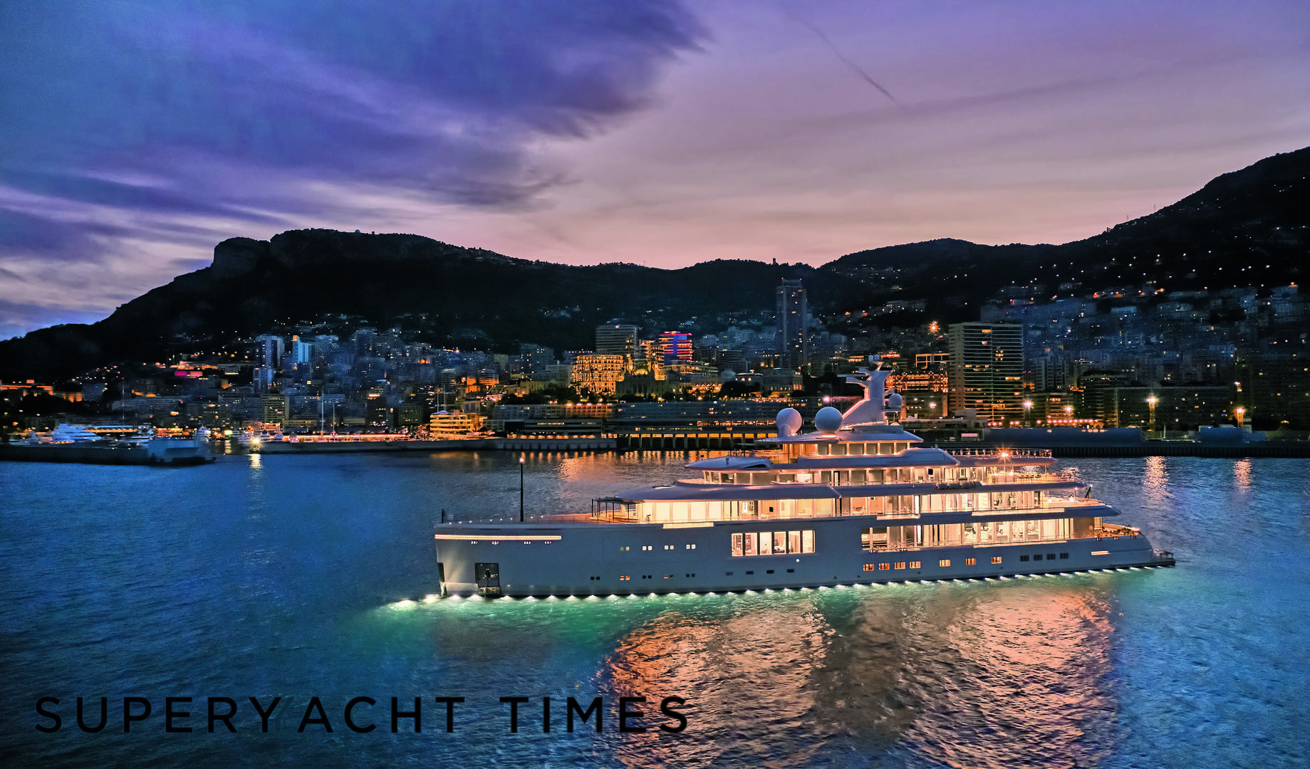 superyacht Luminosity in Monaco