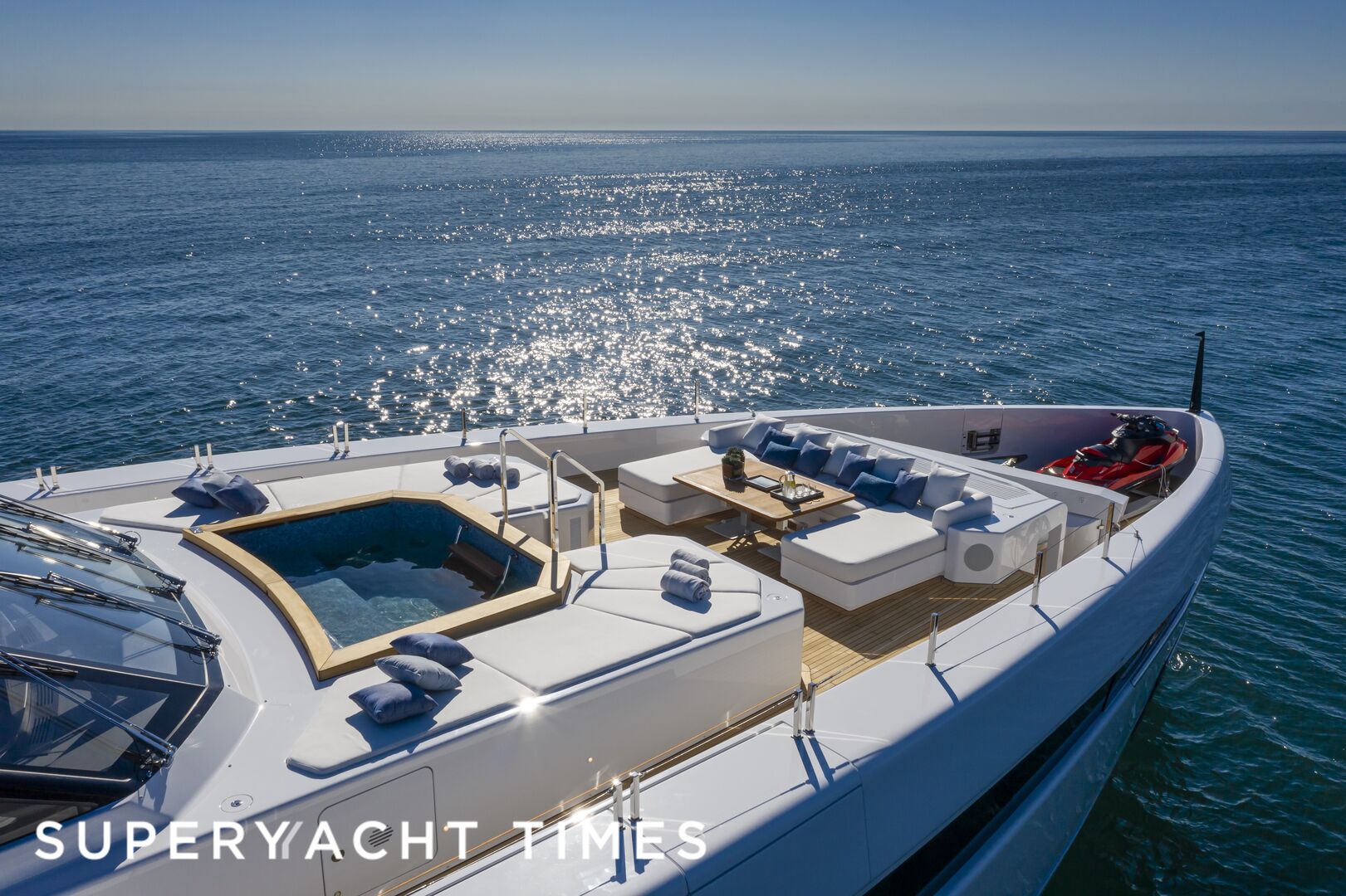 K2 yacht sun deck 