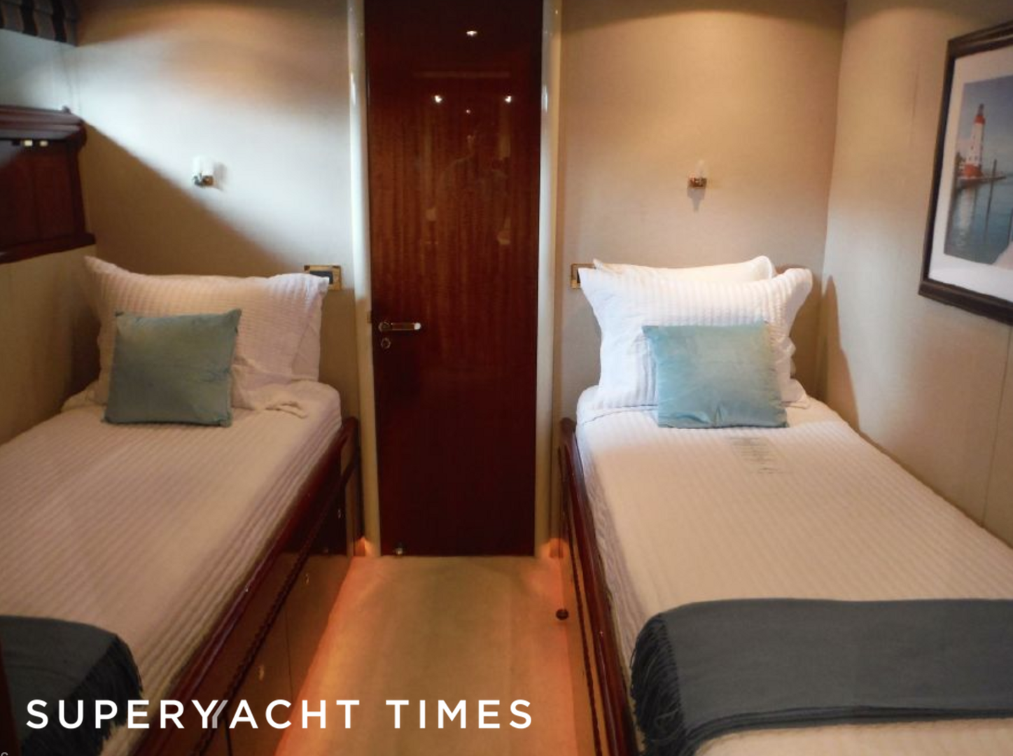 Marigot yacht stateroom