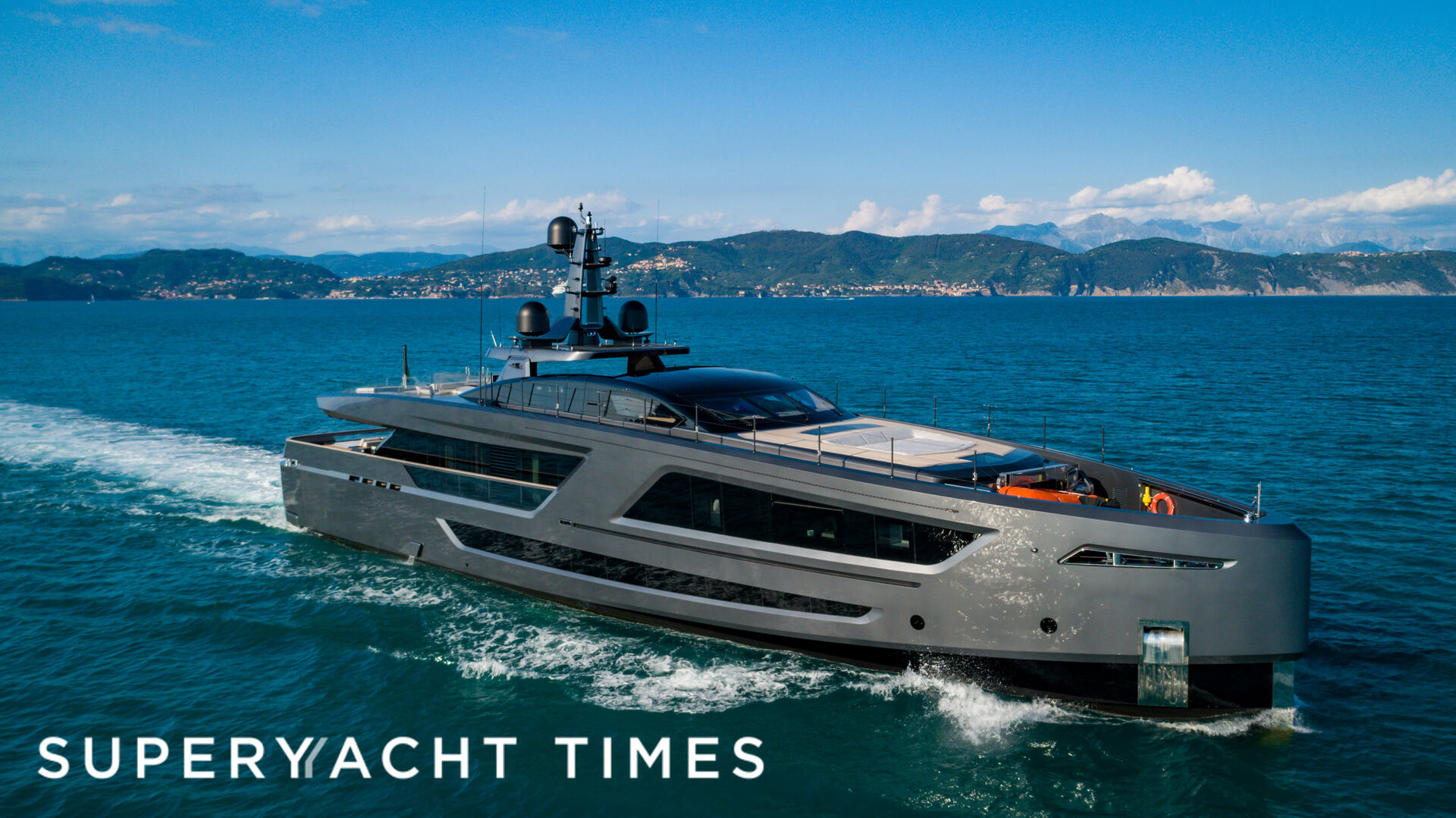 Panam yacht cruising