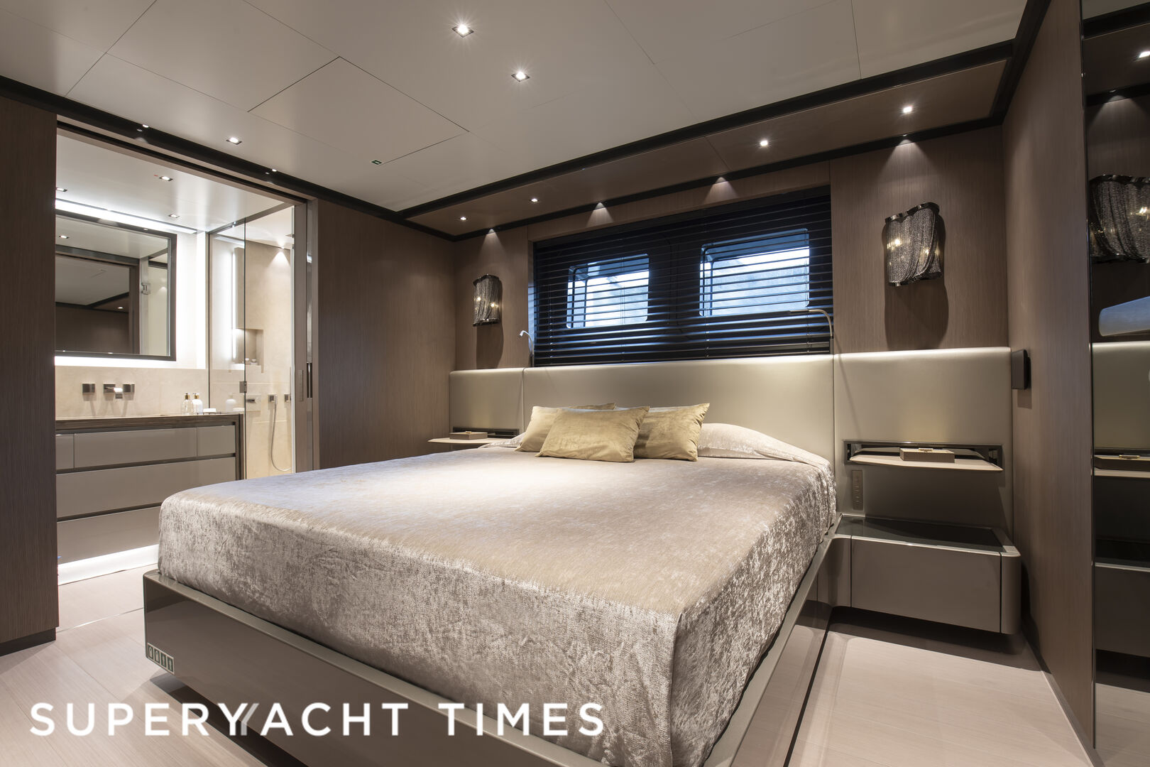 Panam yacht stateroom