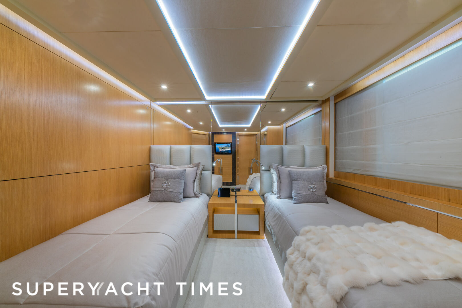 DB9 yacht stateroom