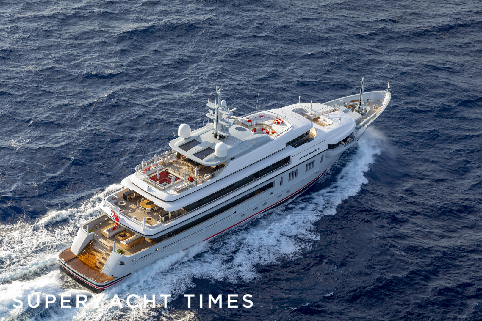 Onboard: 64m VSY superyacht Atomic