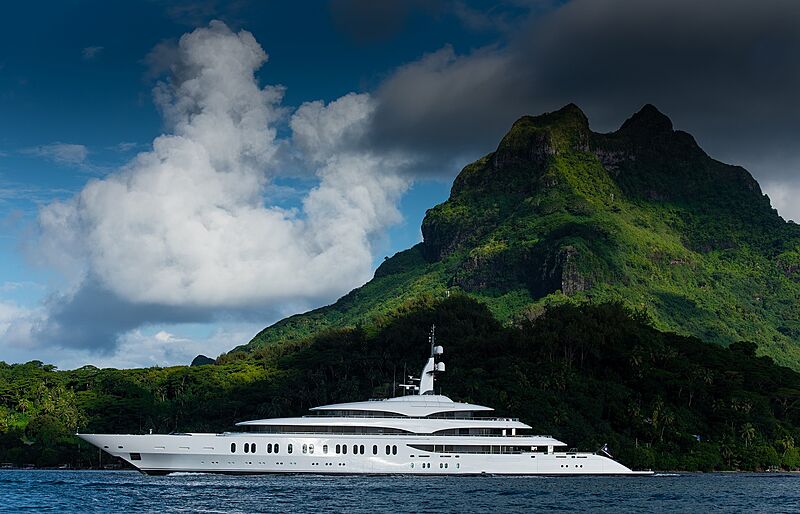 IJE Yacht 108m SpA Superyacht Times