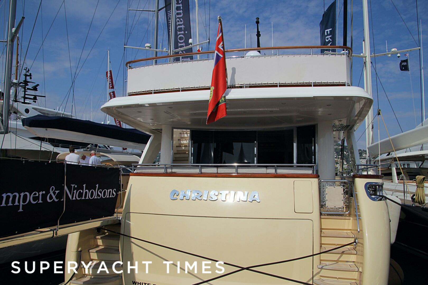 Christina yacht in Port Canto 