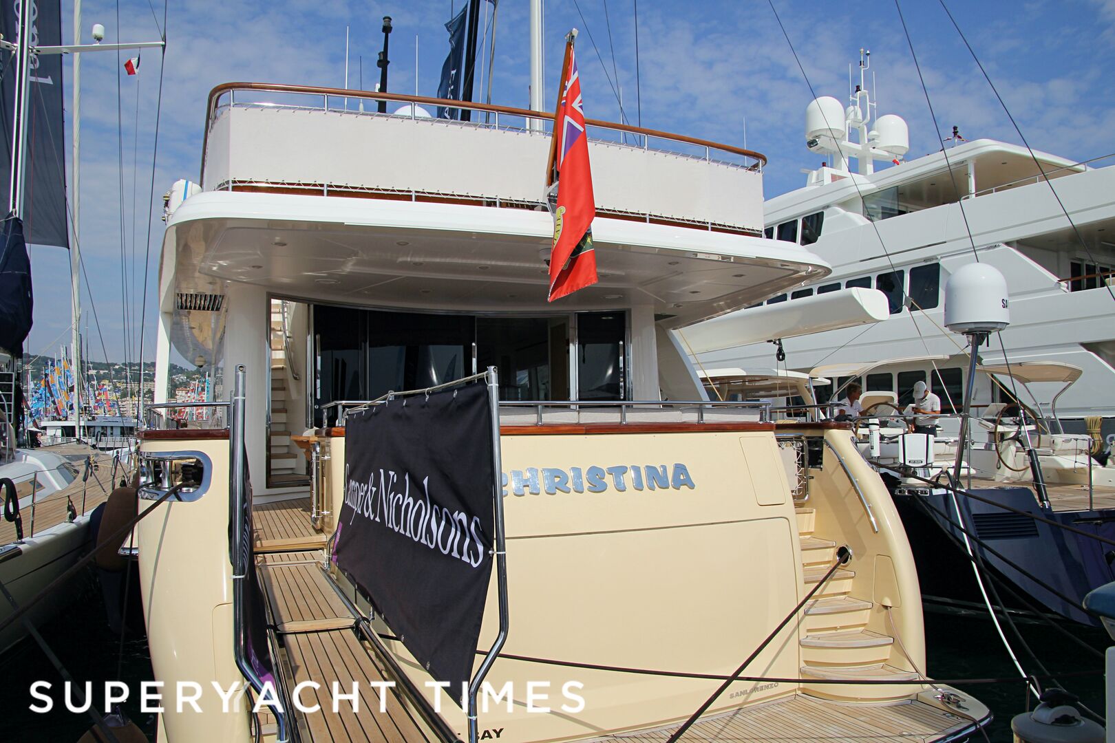 Christina yacht in Port Canto 