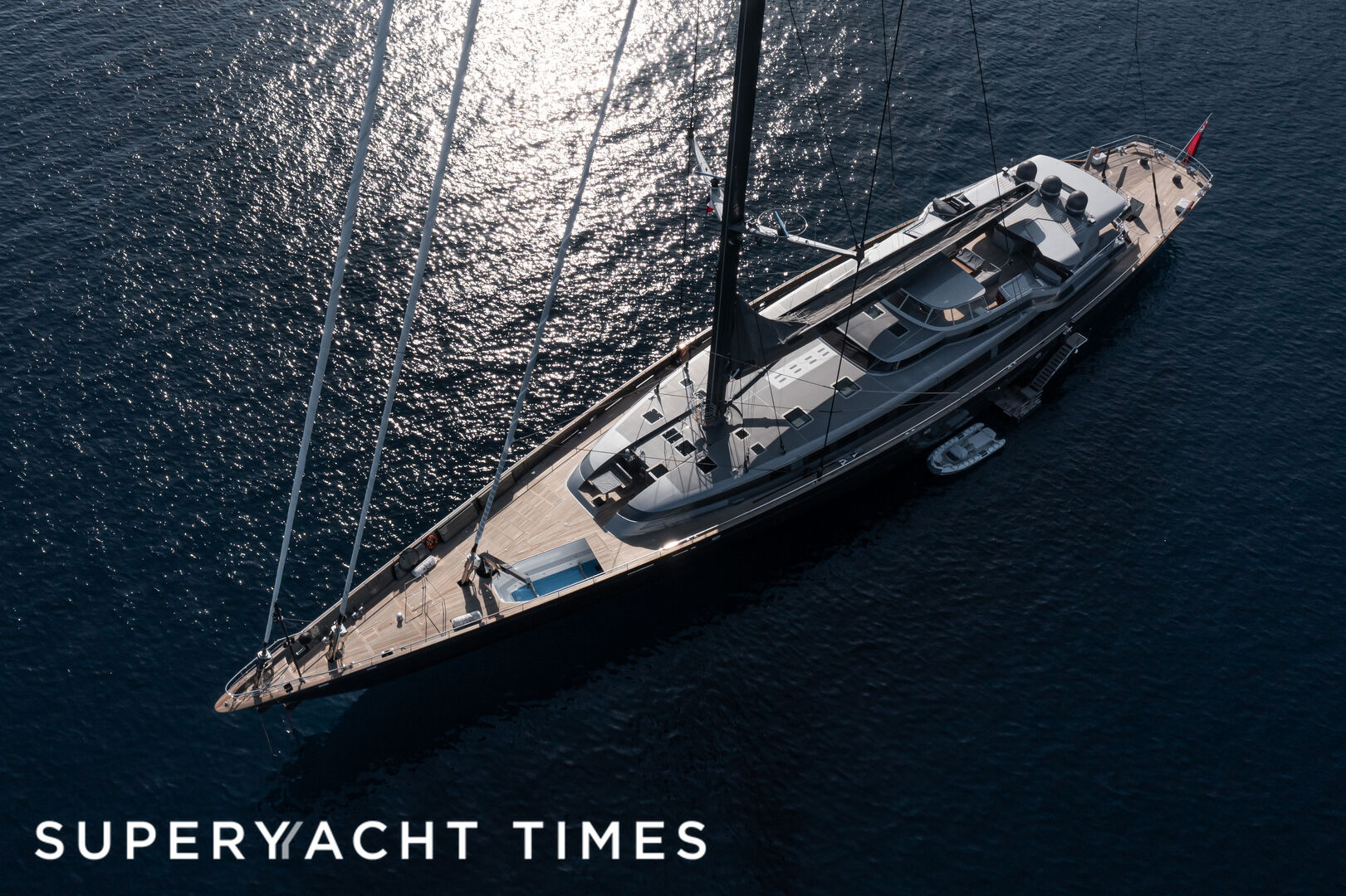 Super sailing yacht M5 in the South of France