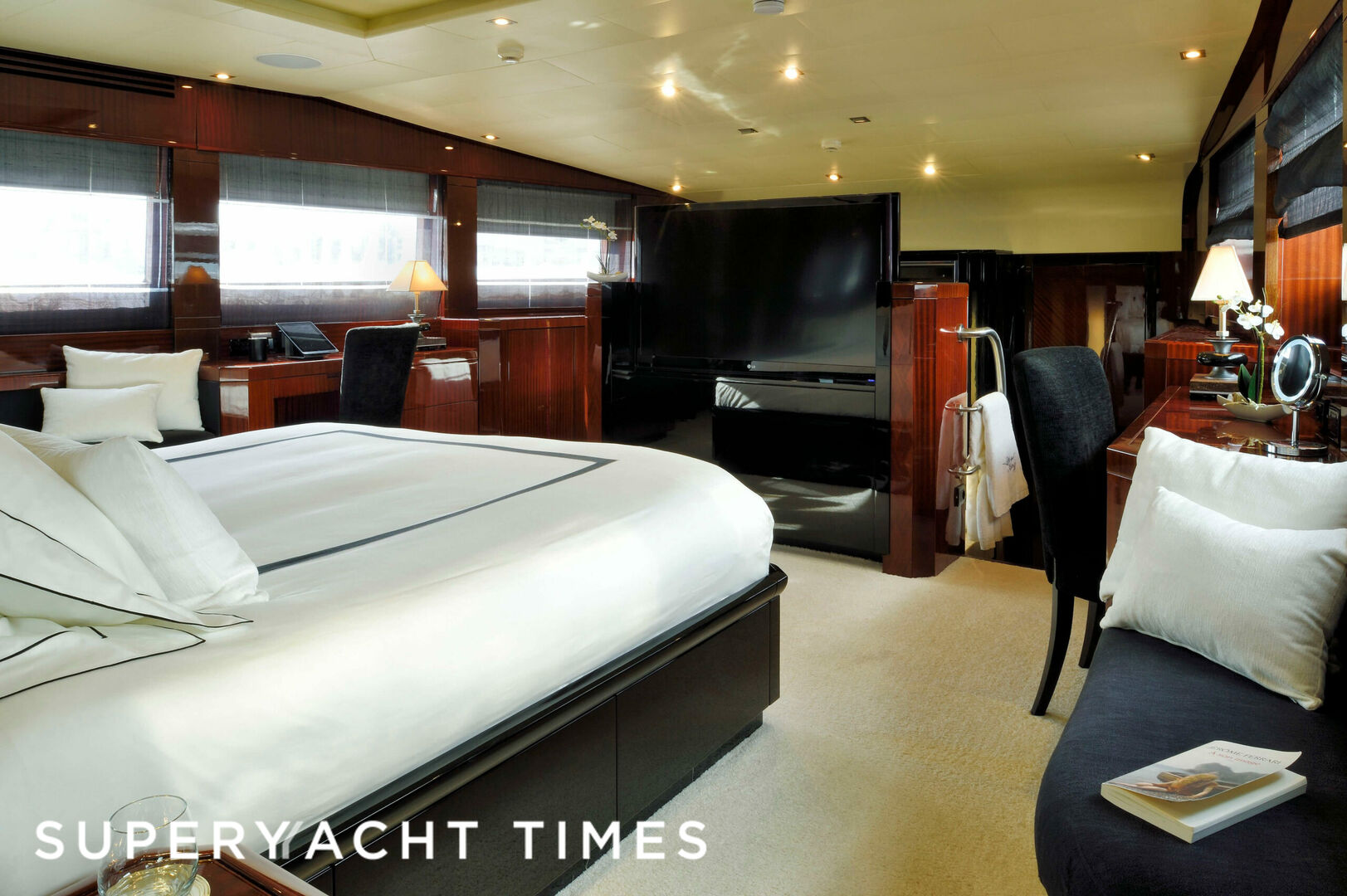 Whipsering Angel yacht stateroom