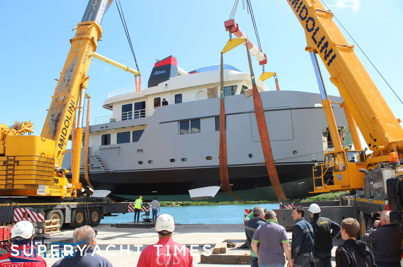 Carolin IV launch in Monte Falcon