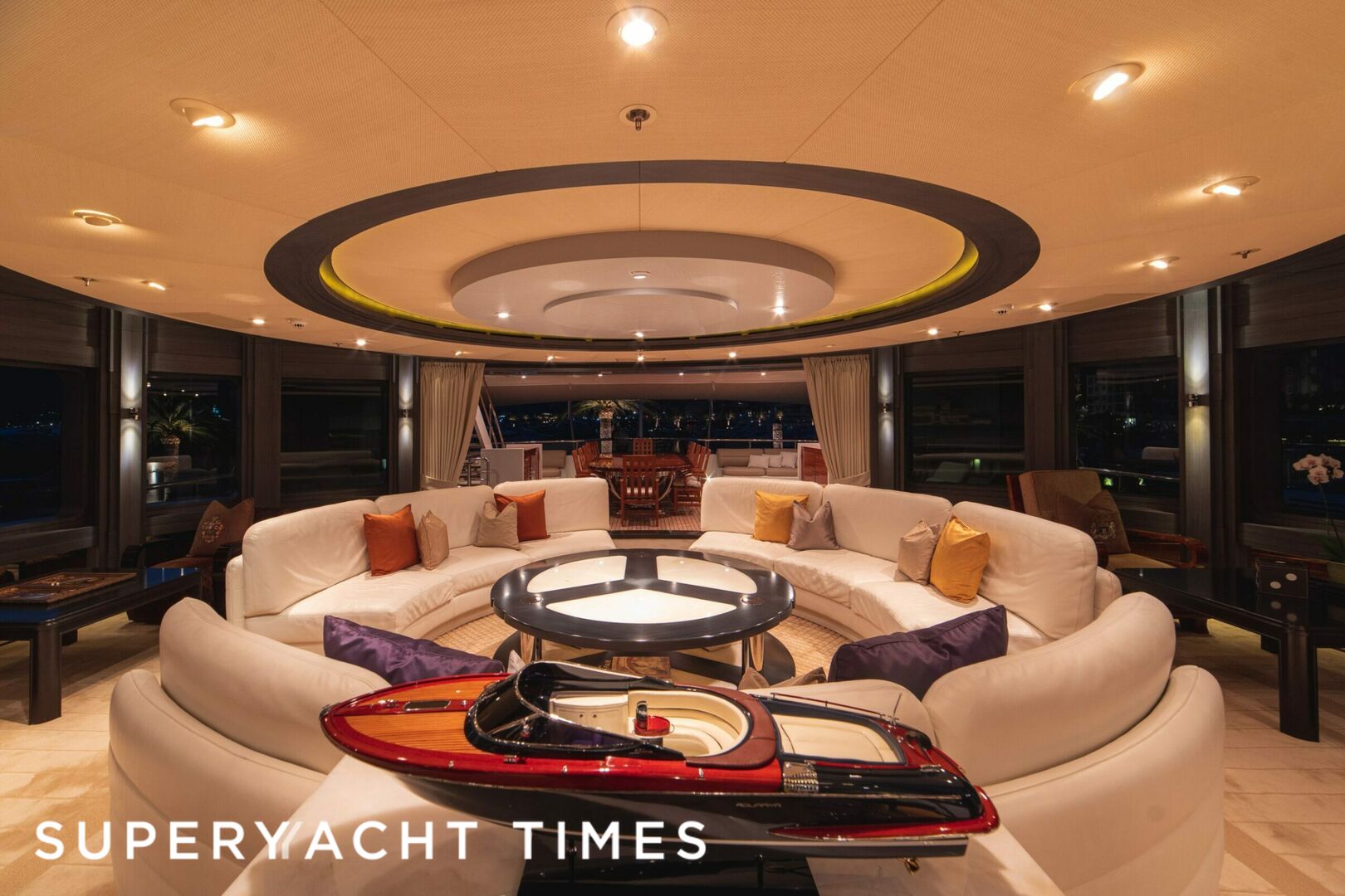 Trident yacht saloon