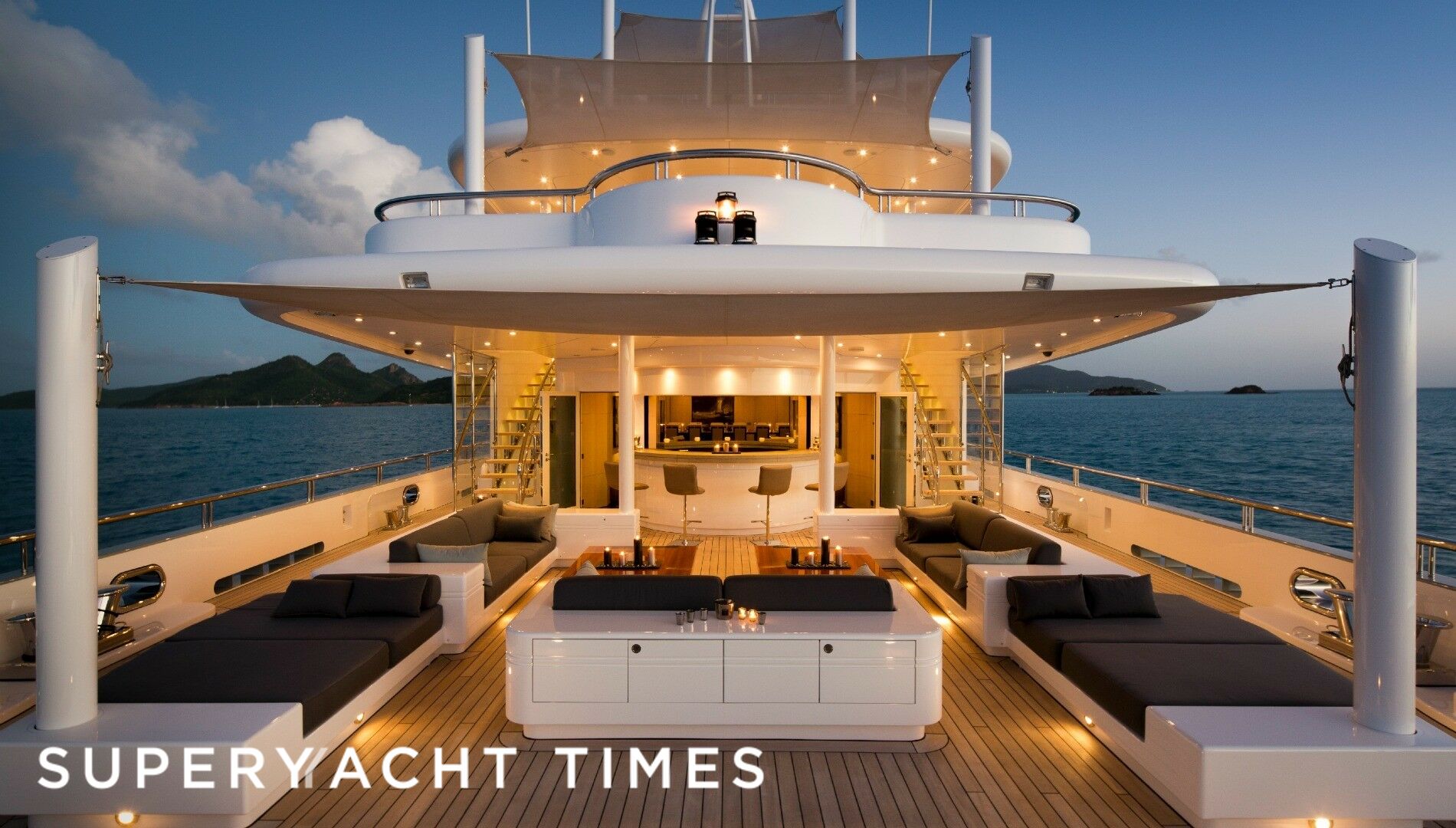 Siren yacht deck