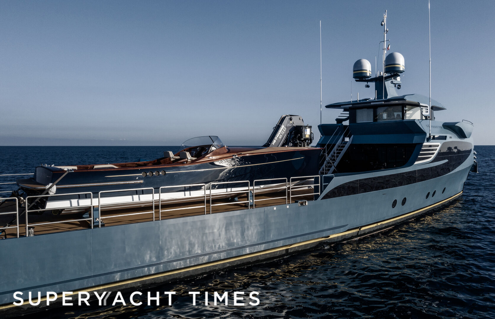 Phi Phantom yacht