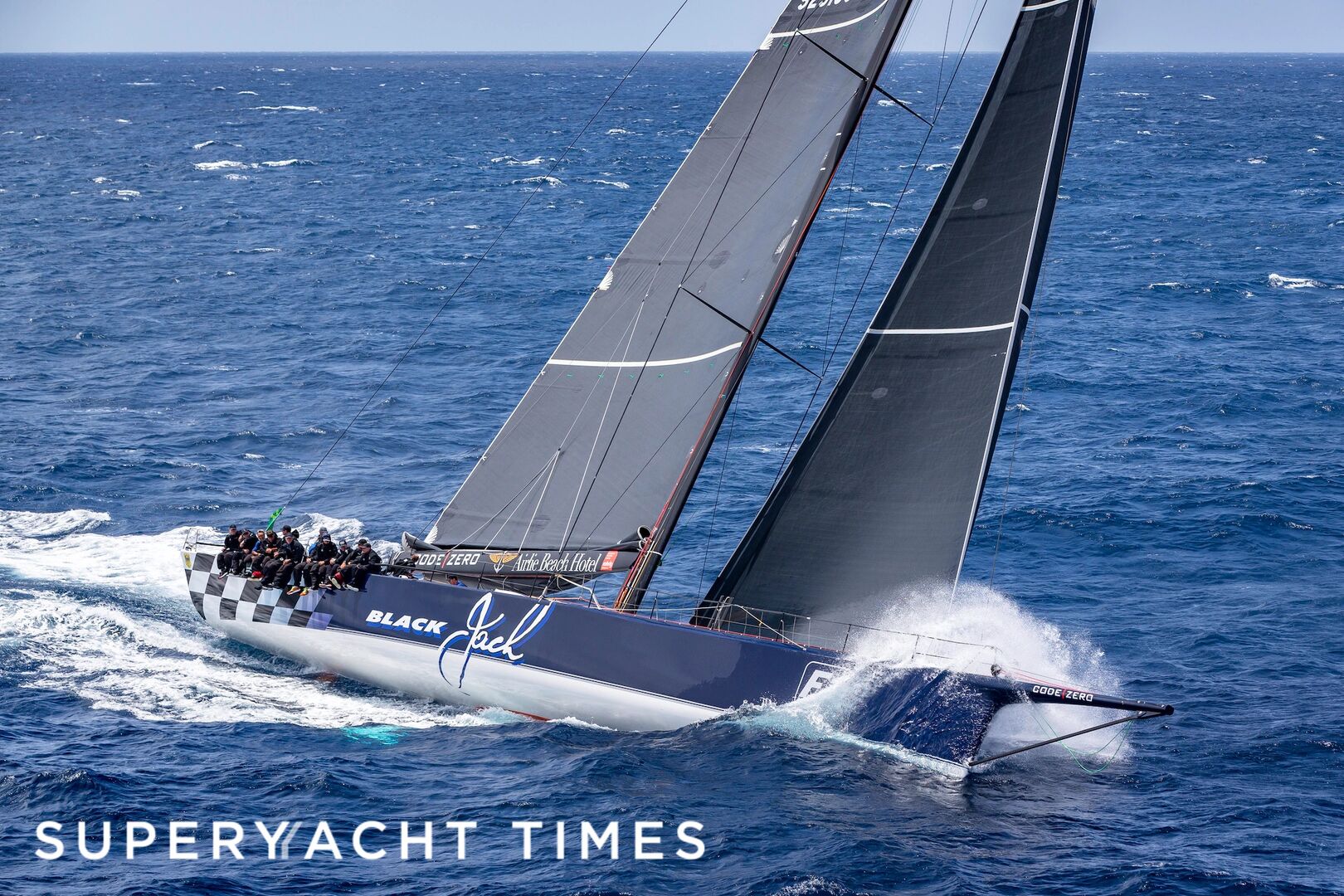 In Pictures: The 76th Rolex Sydney Hobart Yacht Race