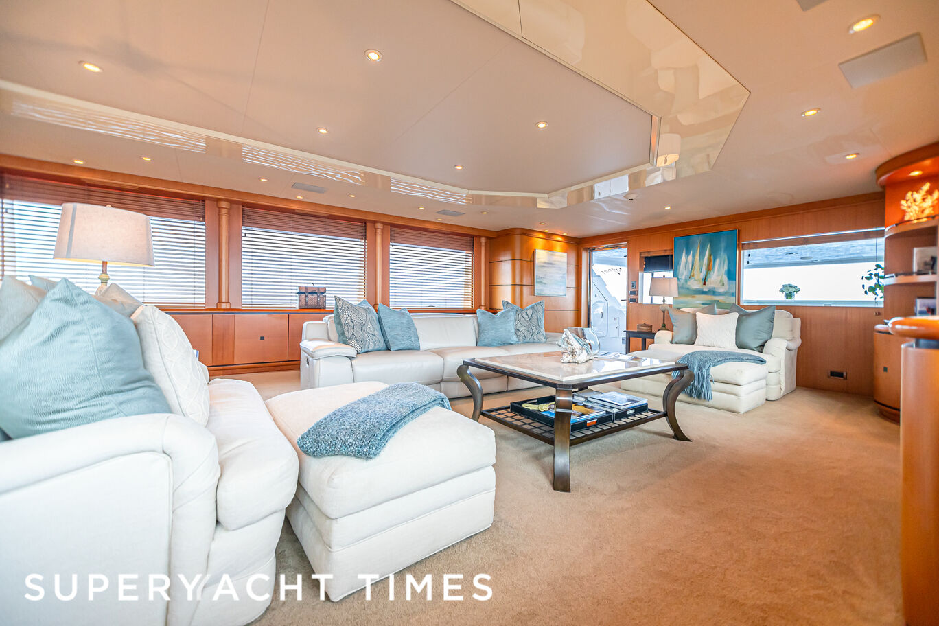 36m-intermarine-motor-yacht-savannah-sold