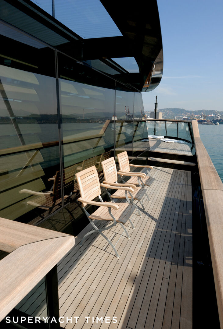 Main by Codecasa and Armani deck