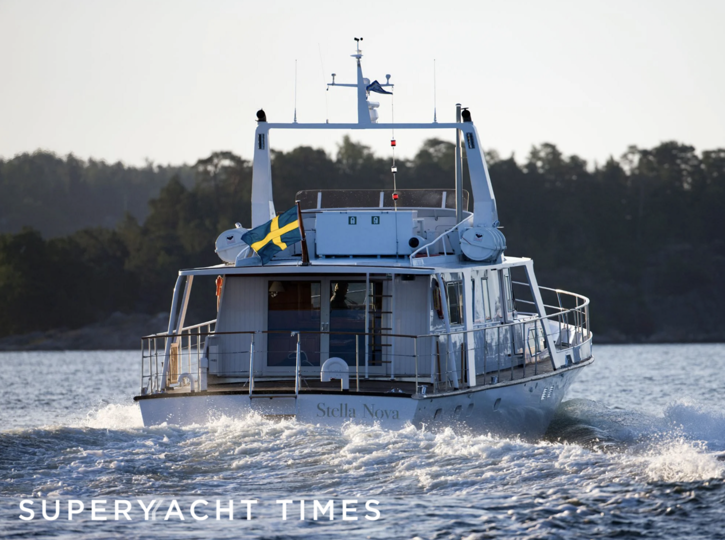 Stella Nova yacht cruising 