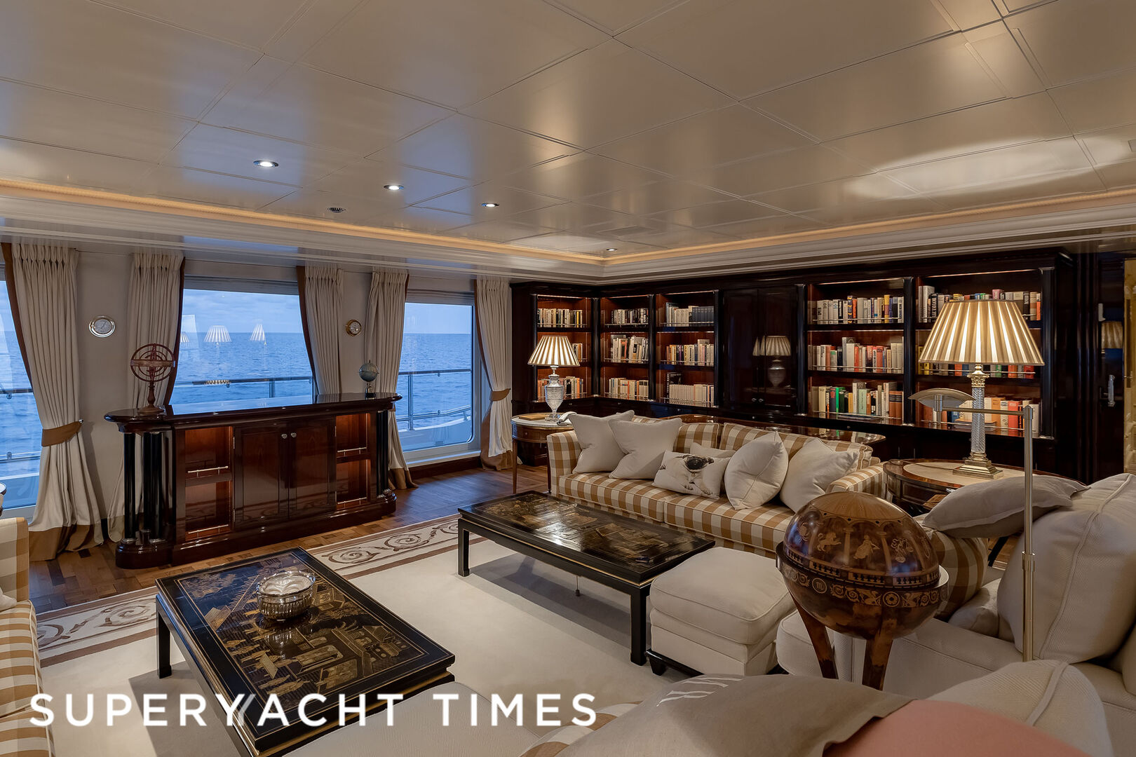 Carinthia VII yacht upper saloon