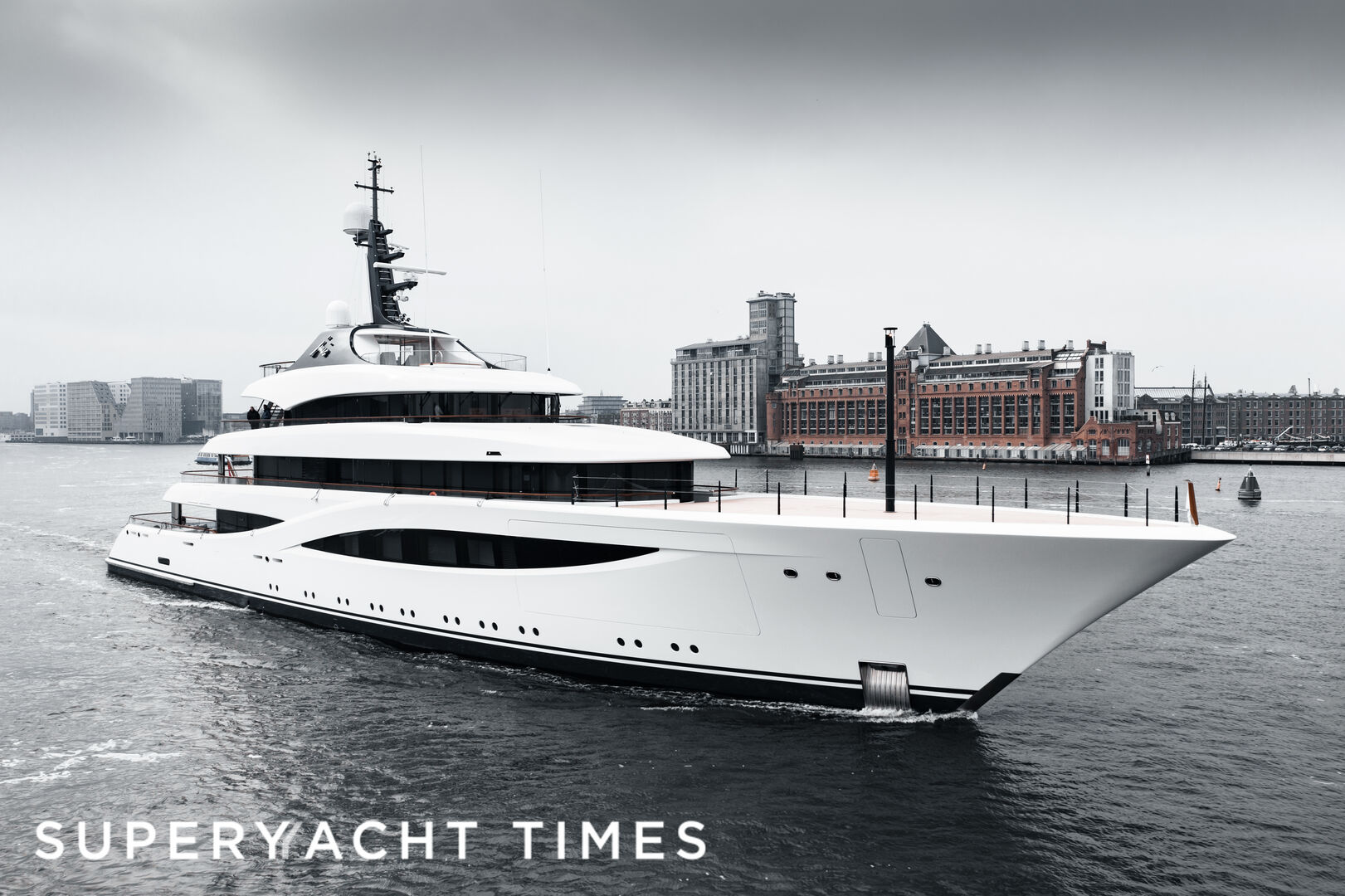 Feadship 71m Juice delivered to her owners