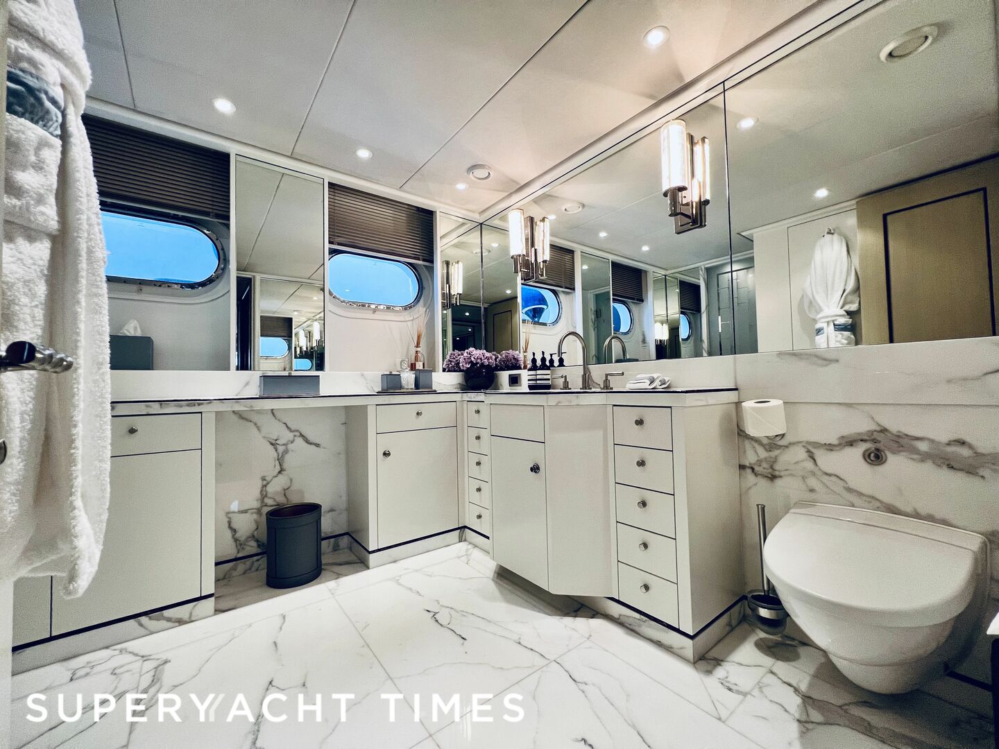 Lady Charlotte yacht bathroom