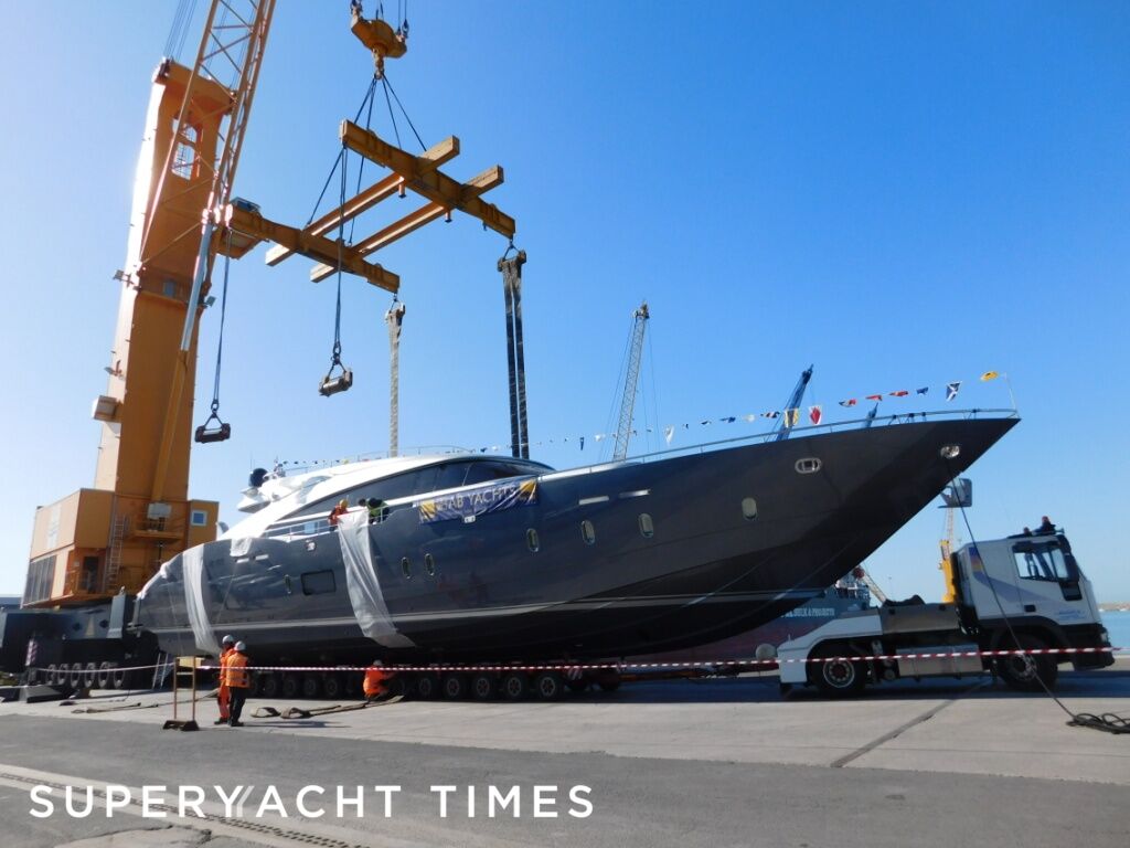 AB 100/01 launch in Viareggio