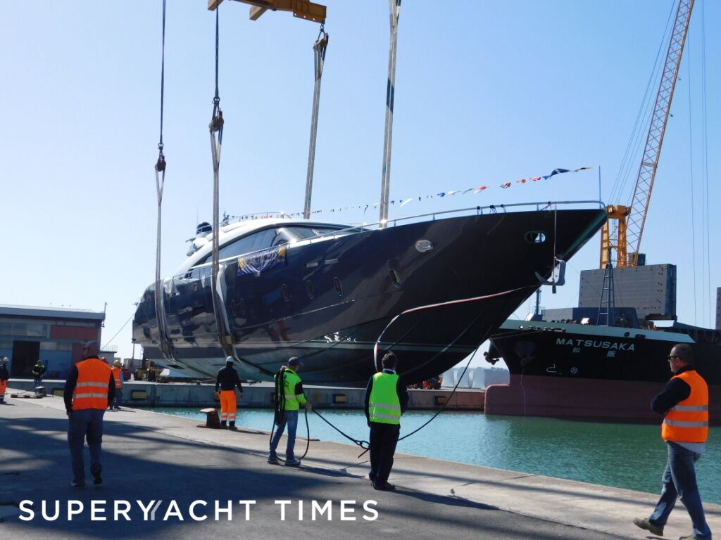 AB 100/01 launch in Viareggio