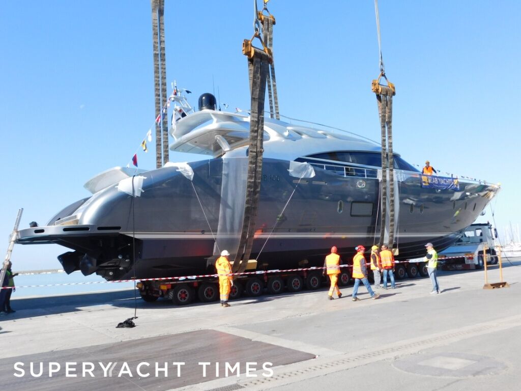 AB 100/01 launch in Viareggio
