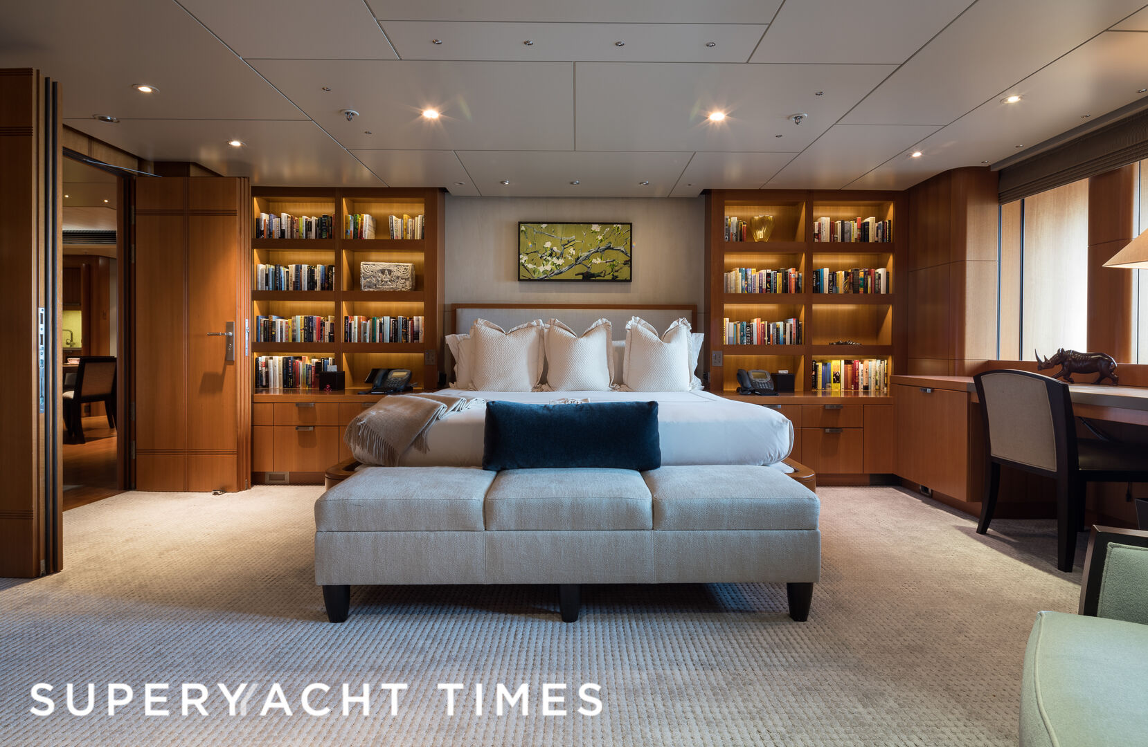 Octopus yacht stateroom