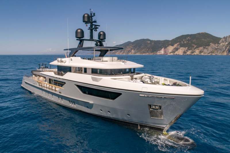 motor yacht Myko image