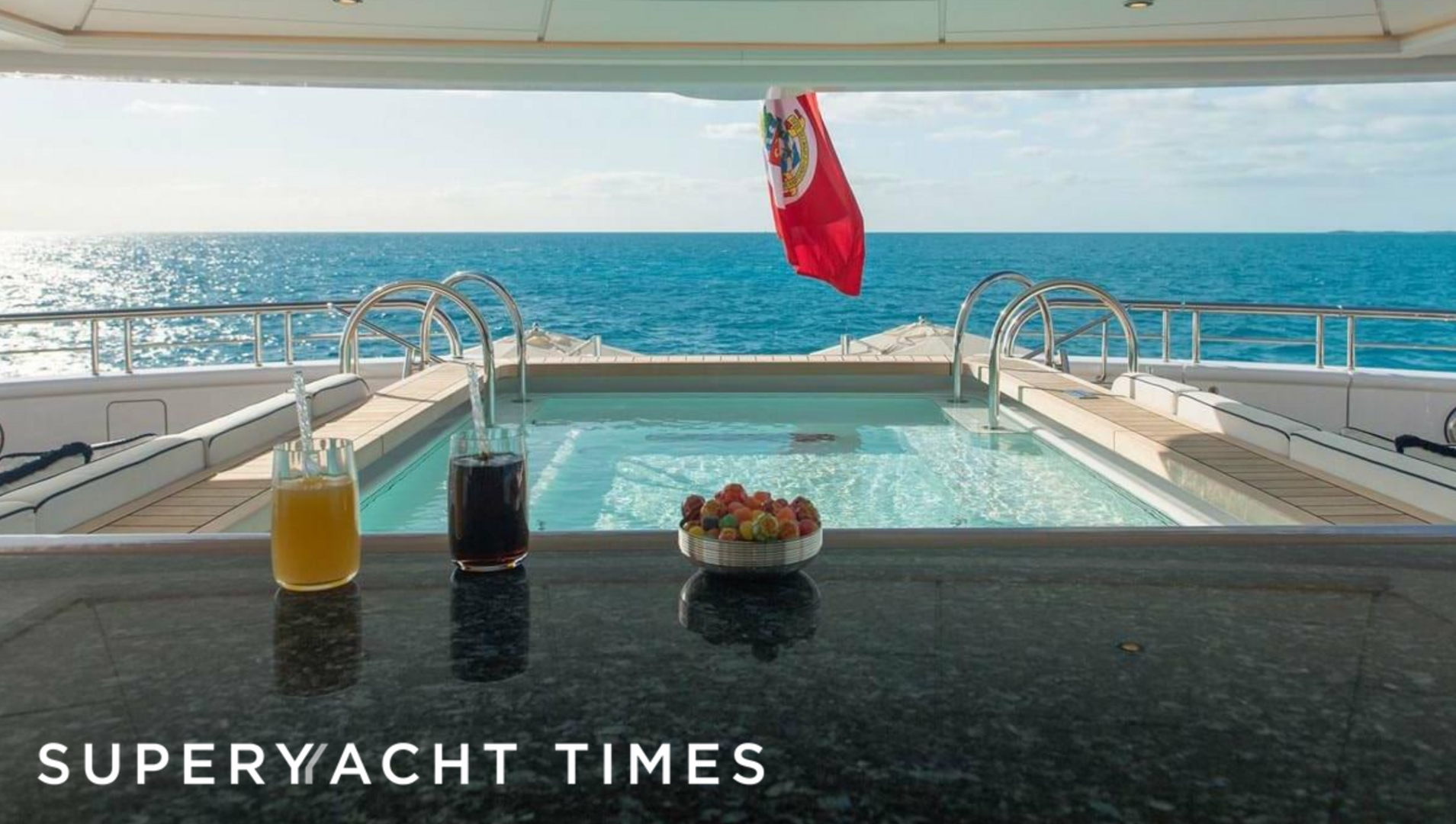 Aurora yacht pool 