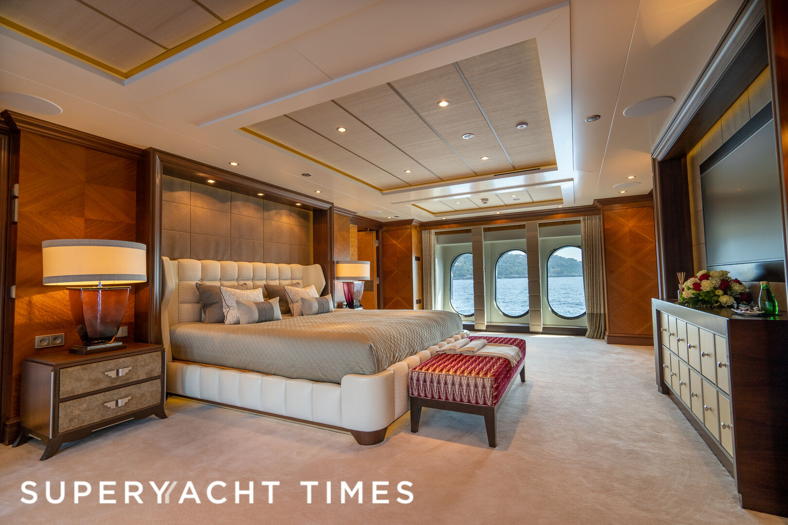 Kaiser yacht stateroom