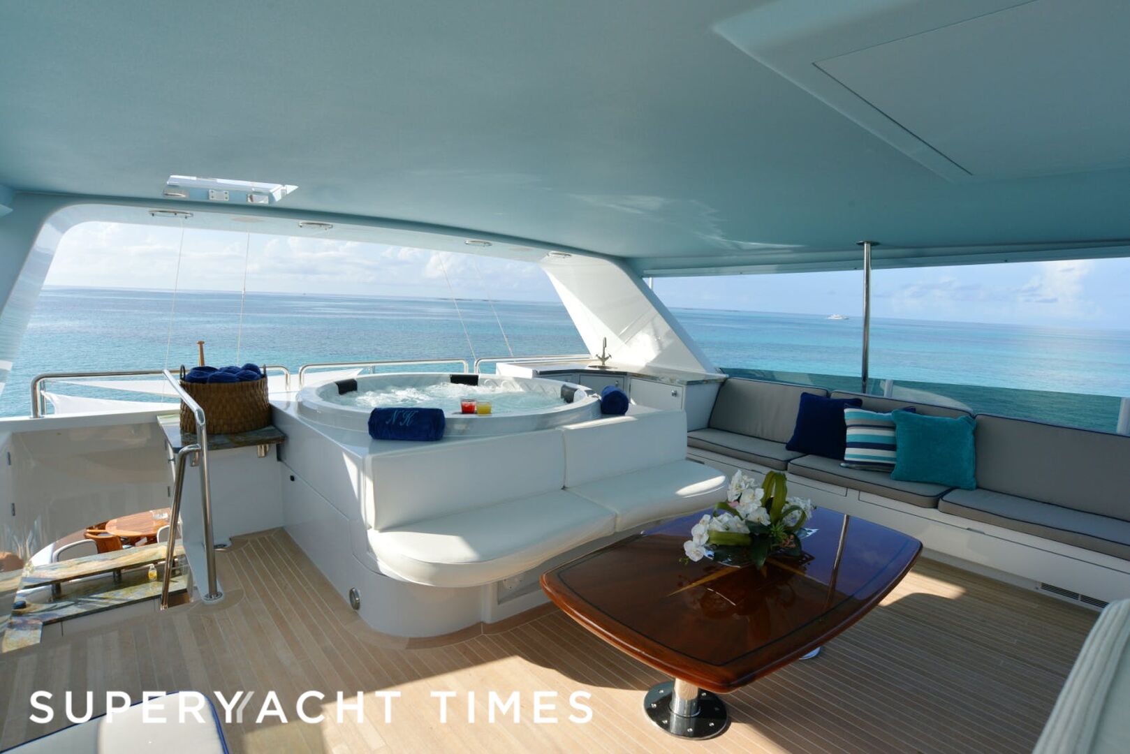 Fore Aces yacht upper deck 