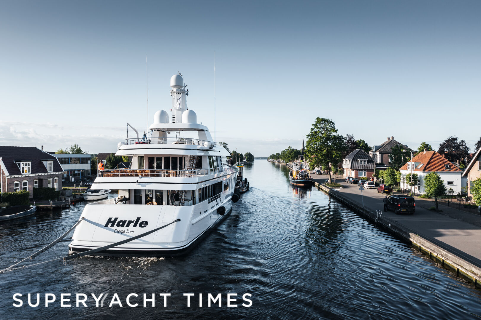 Harle yacht transport
