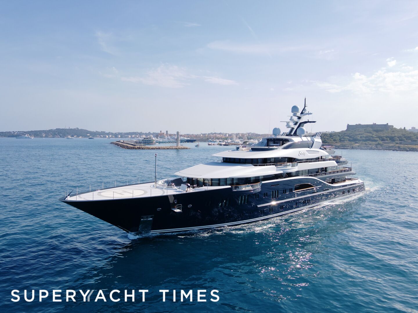 Solandge yacht cruising in Antibes 