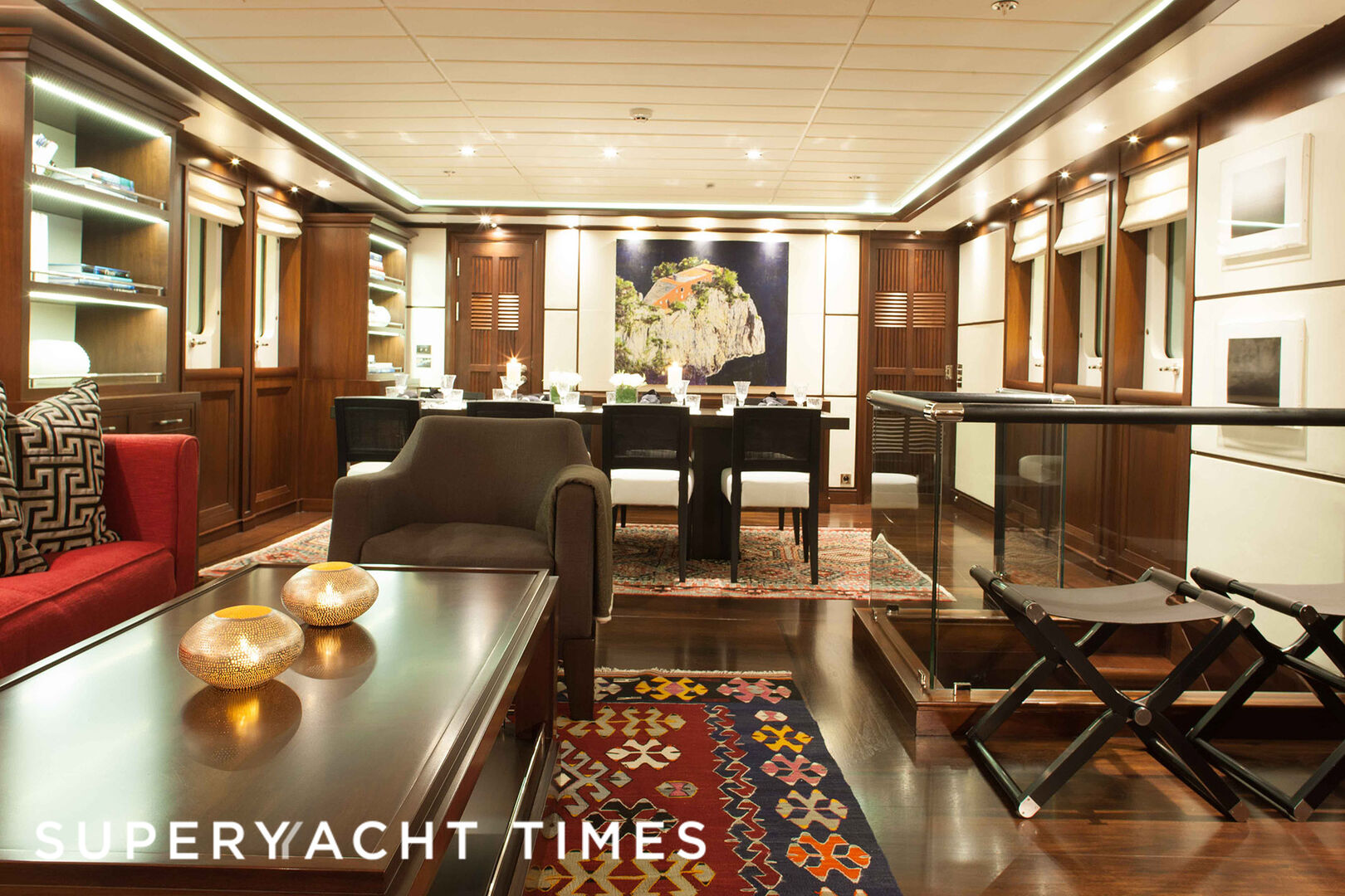 Ice Lady yacht main saloon