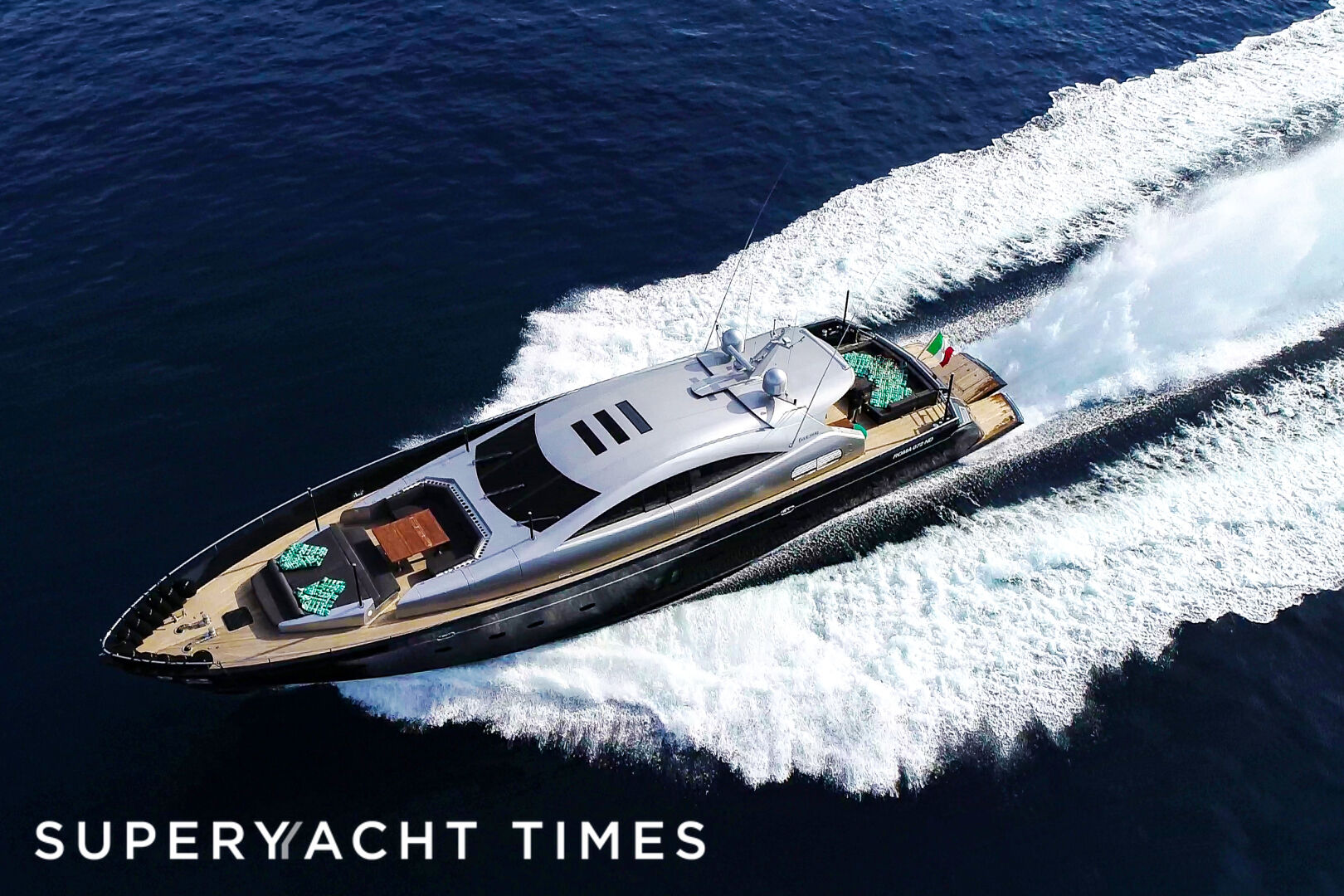Ale.Mia yacht cruising 