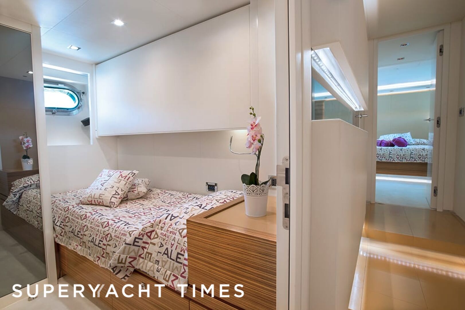 Ale.Mia yacht stateroom 