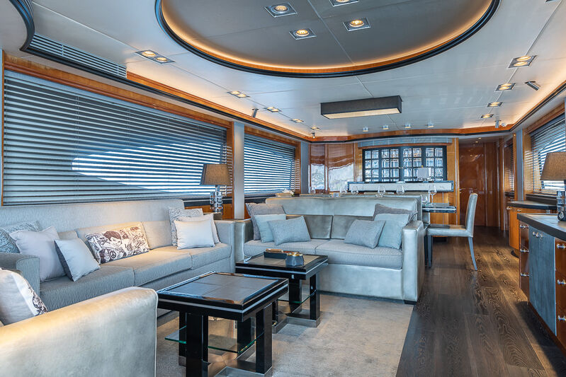 Smooth Operator Yacht 32m Sunseeker Superyacht Times