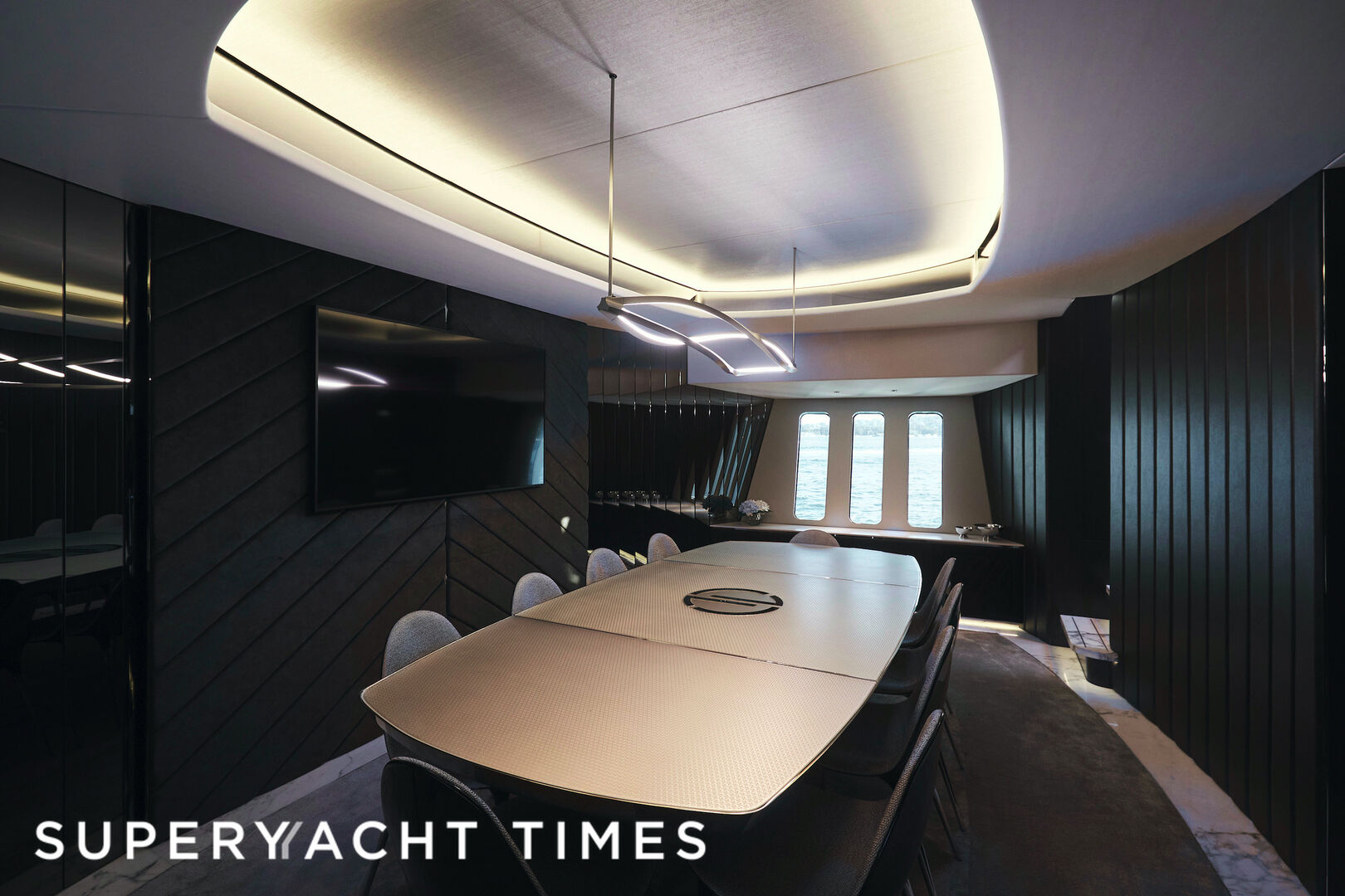 One O One yacht dining room