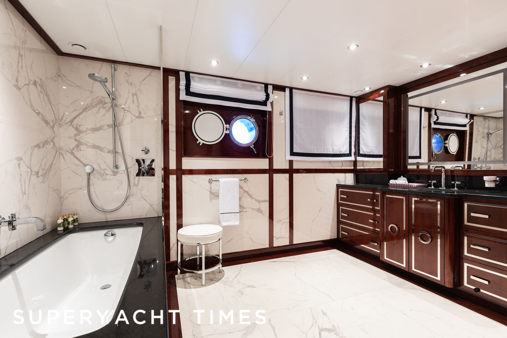 Force Blue yacht bathroom