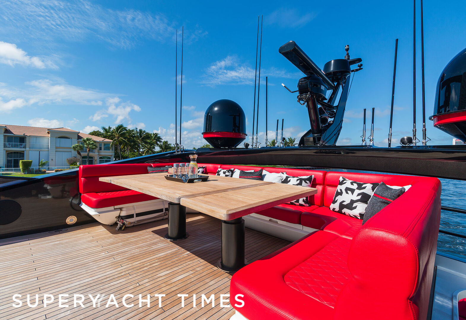 Canelo yacht deck