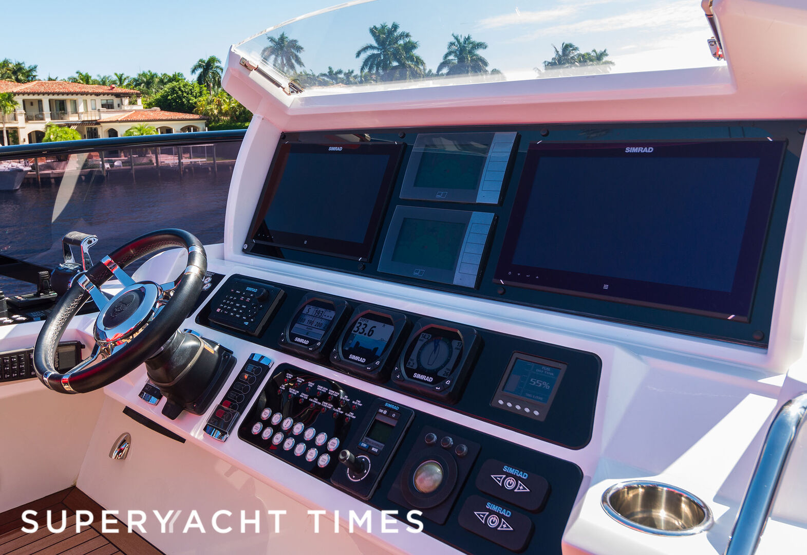Canelo yacht deck