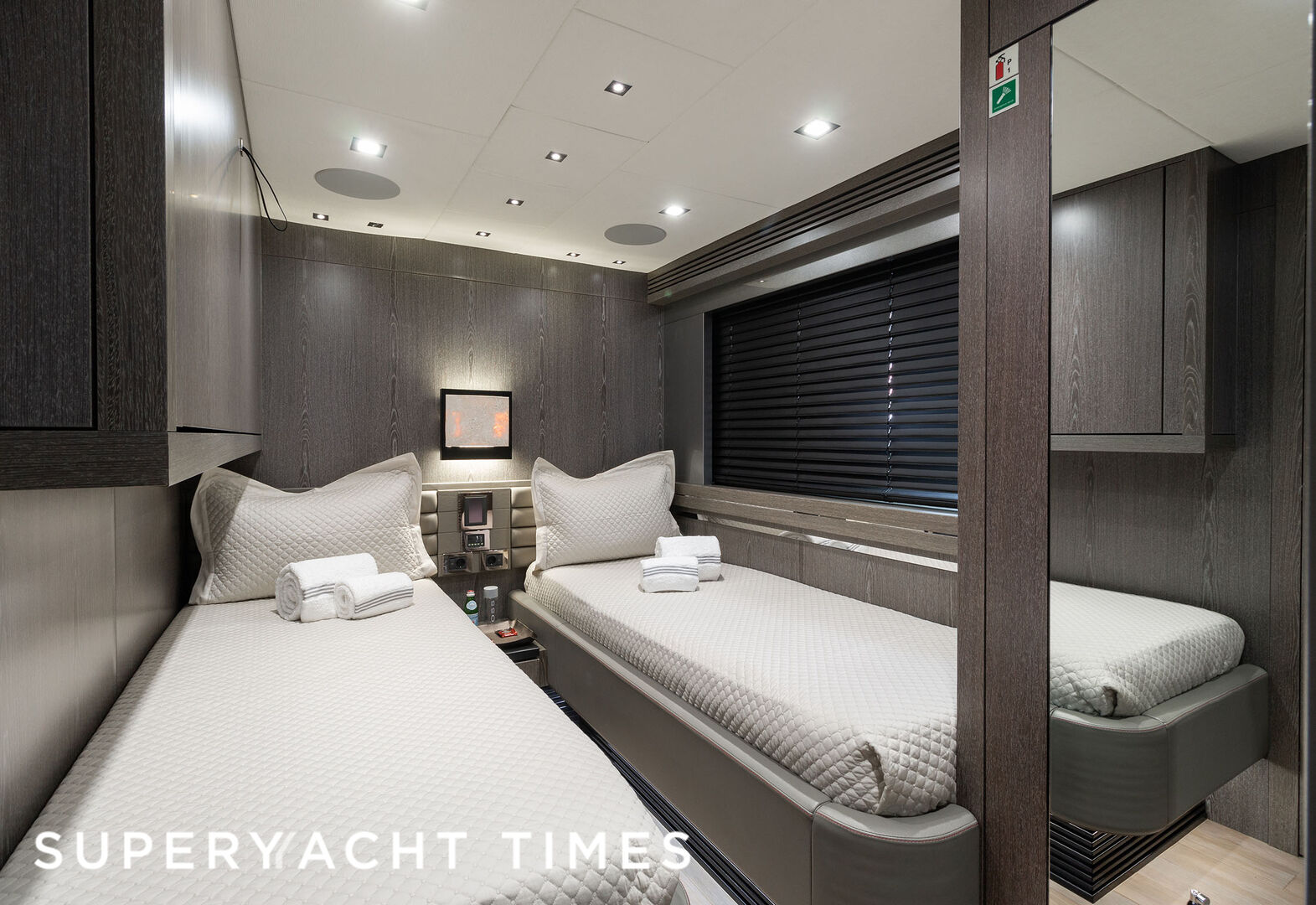 Canelo yacht stateroom 