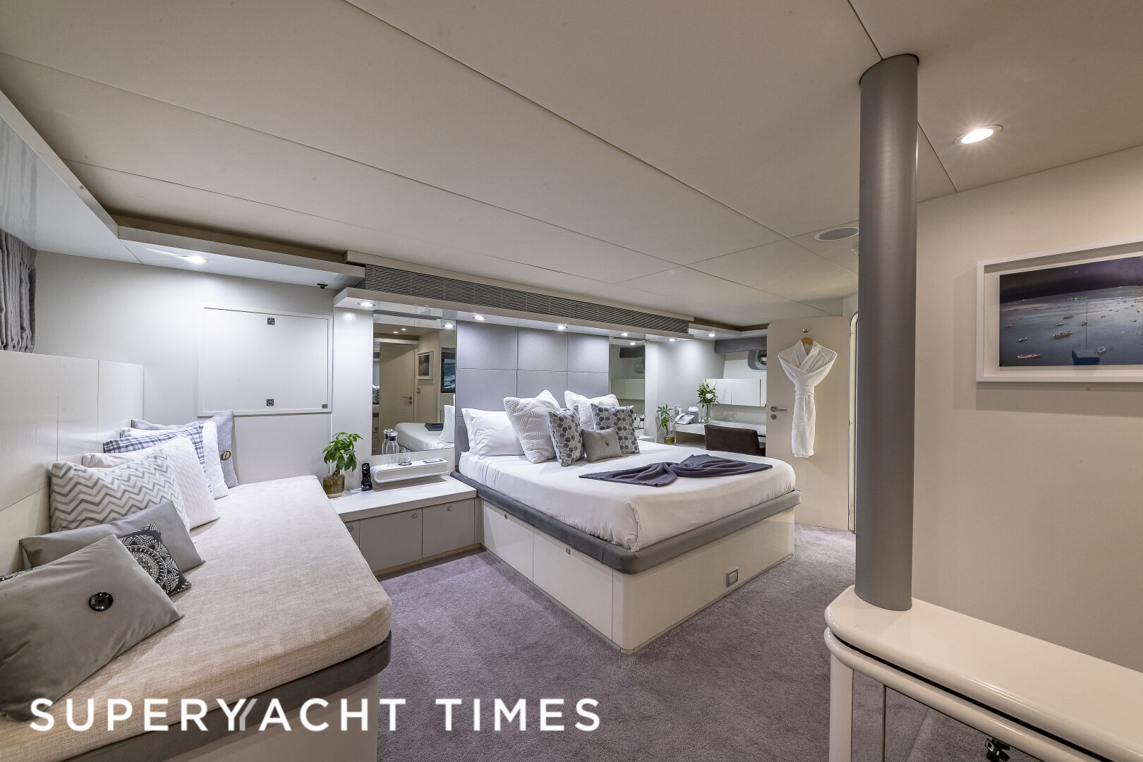 Lionshare yacht stateroom