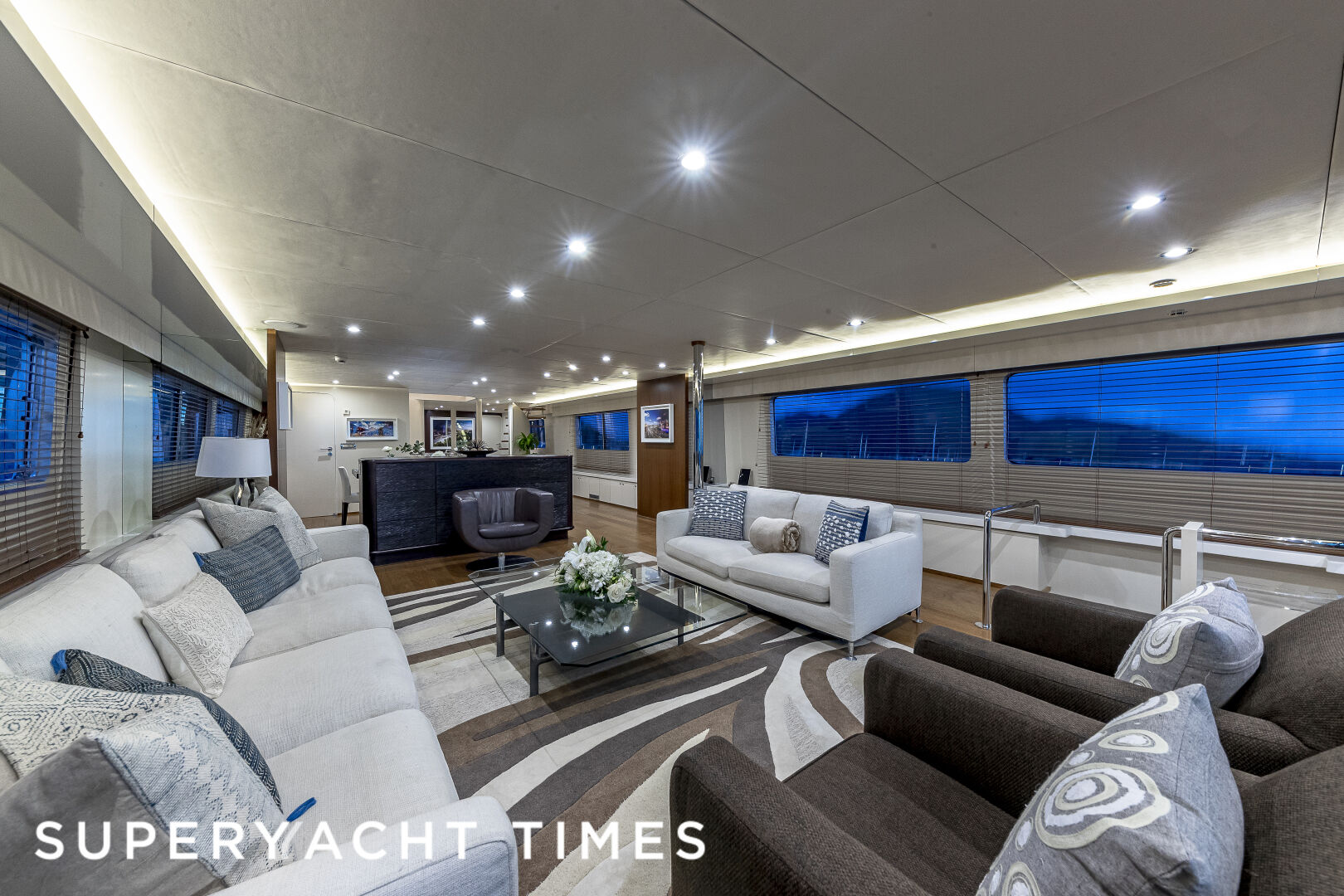 Lionshare yacht saloon
