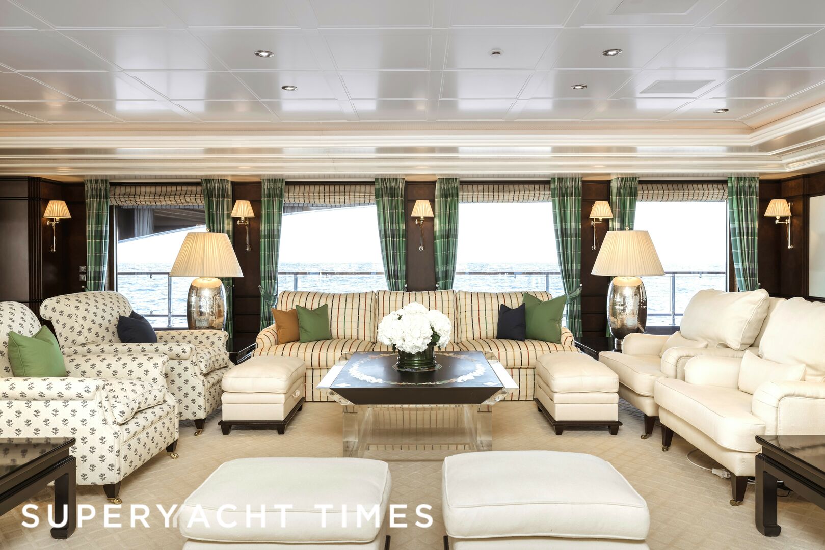 Carinthia VII yacht saloon