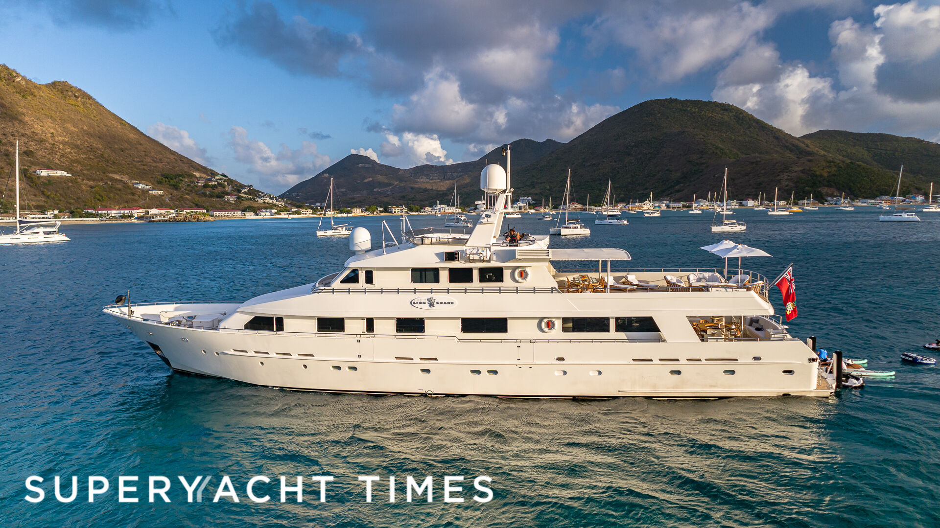 Lionshare yacht anchored 