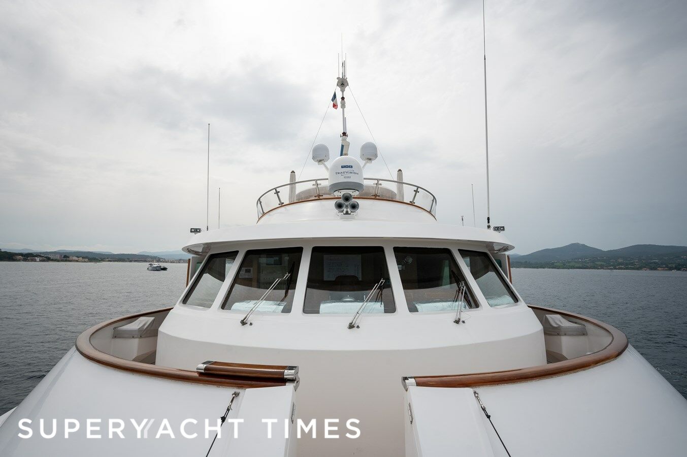 Amoha yacht deck