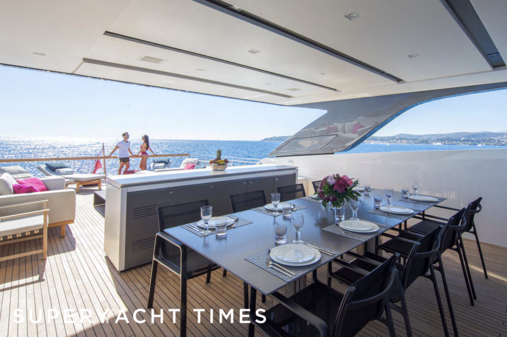 Gelato yacht upper deck 