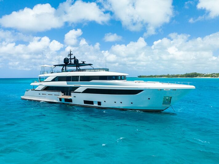 Asante Yacht 